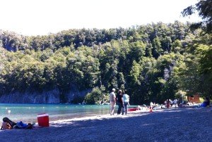 Baía Mansa, Villa la Angostura