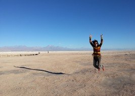 Dando pulos de alegria no deserto do Atacama