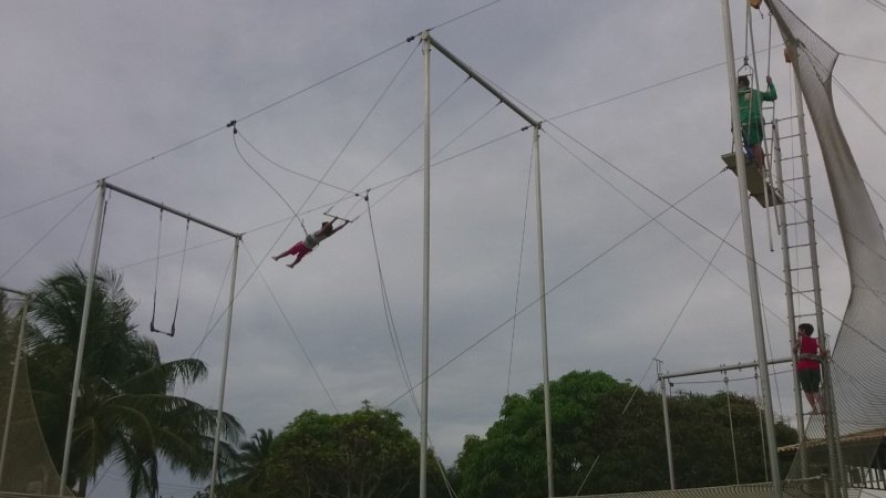 Trapézio na Costa do Sauípe
