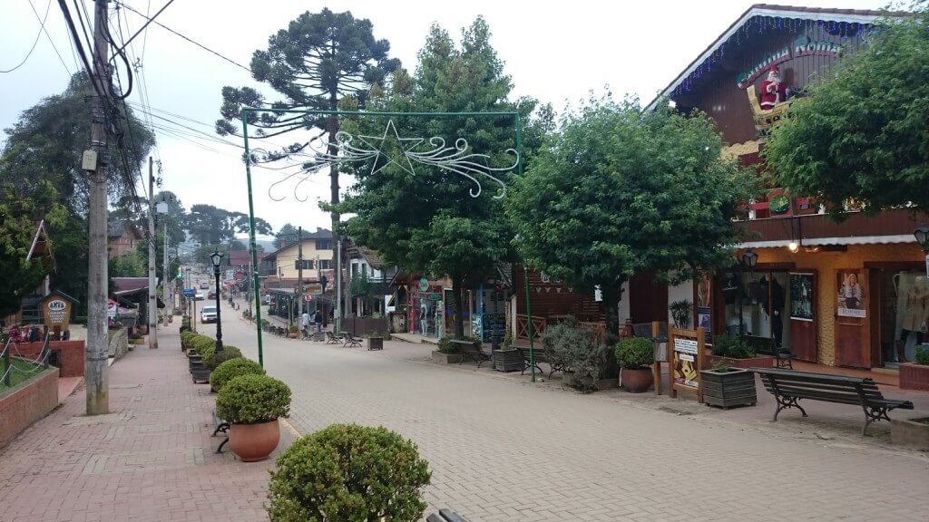 O centrinho de Monte Verde é um charme