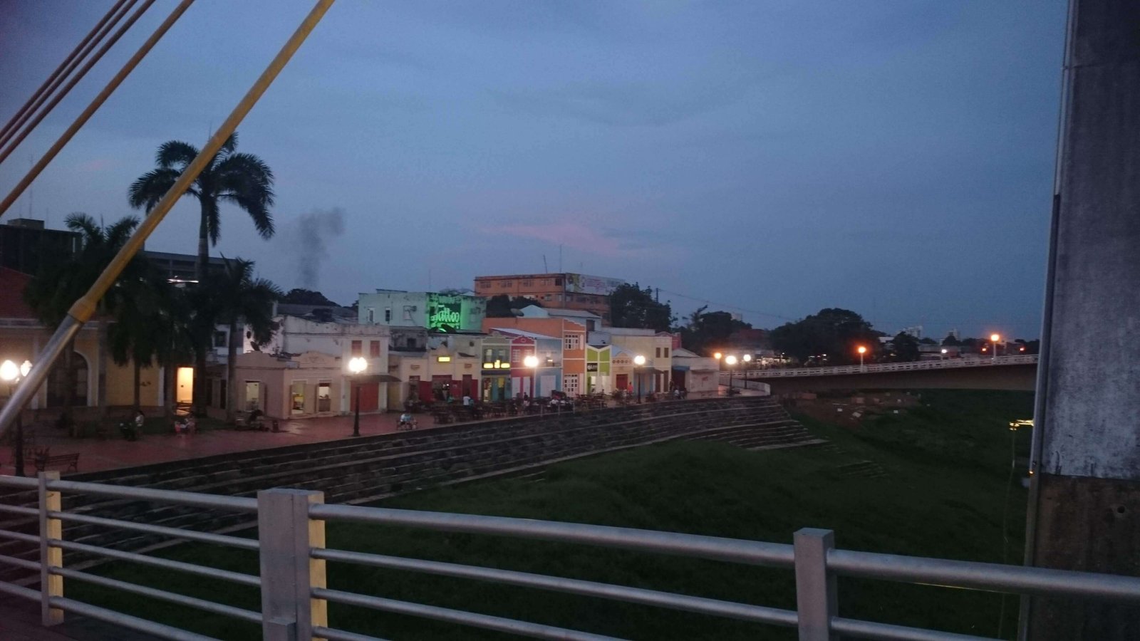 Calçadão em frente ao Mercado Velho, em Rio Branco