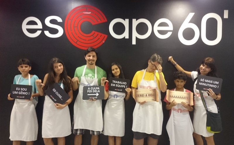 Eu e minha família no Escape 60