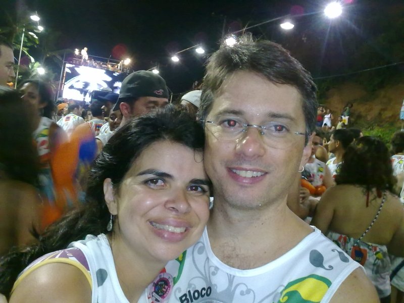 Eu e Bruno seguindo Ivete no bloco em Salvador