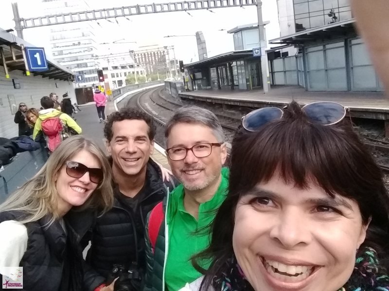 Esperando o trem para o Malahide Castle