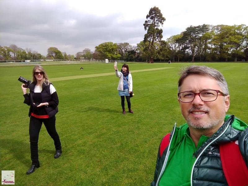 Gramado mais verde do mundo próximo a Malahide Castle