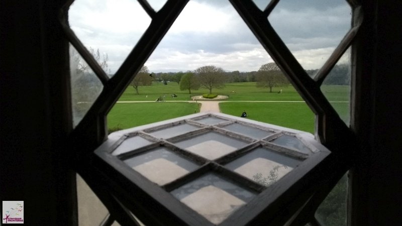 Vista de uma das janelas do castelo de Malahide