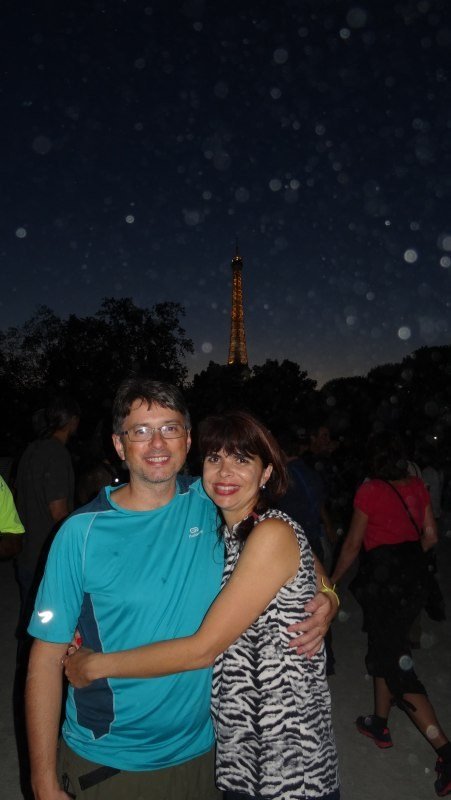 areia fina no Champs de Mars no 14 de julho em Paris