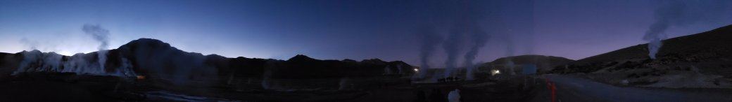 Amanhecer nos Geysers del Tatio