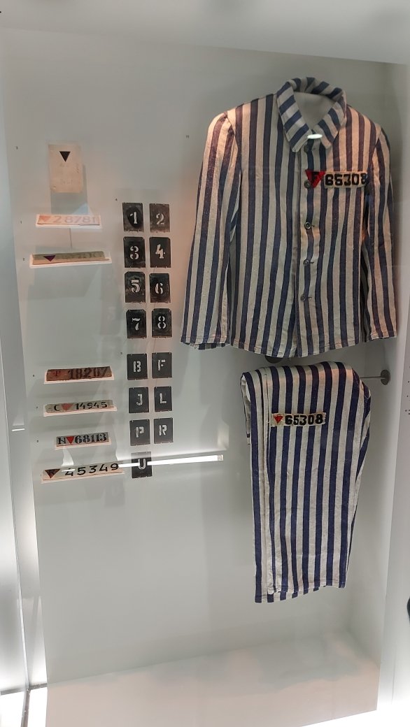 Campo de concentração de Sachsenhausen, próximo a Berlim Campo de concentração de Sachsenhausen, próximo a Berlim