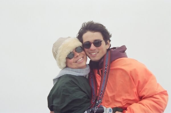 Mar de nuvens no Pico da Bandeira em 1996, com a autora do blog Mar de nuvens no Pico da Bandeira em 1996, com a autora do blog